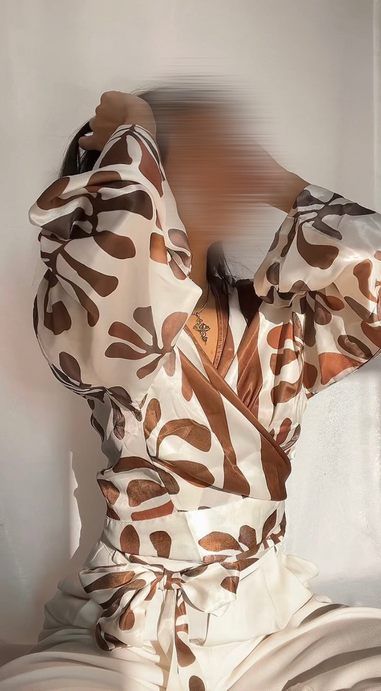 Blouse Satinée à Nouer.
